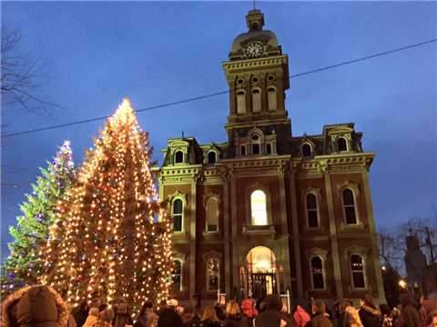 2023 Christmas tree lighting